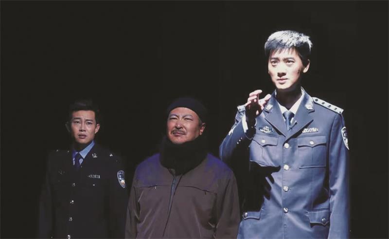 1月16日市话剧团网上诗朗诵系列展播启幕青年演员董旭深情朗诵我的