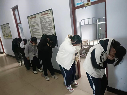 齐齐哈尔新闻网3月14日讯3月13日齐齐哈尔市富裕县励志民族中学开展